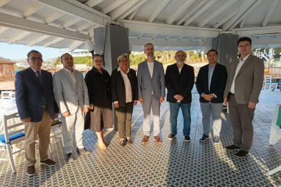 Büyükelçi Celâl İzmir'de Kırım Tatar diasporasıyla görüştü