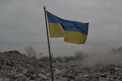 Ukrayna'da 16 kent "kahraman şehir" ünvanı aldı