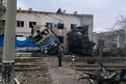 Rusya'dan Ukrayna'nın demiryolu altyapısına yoğun saldırı