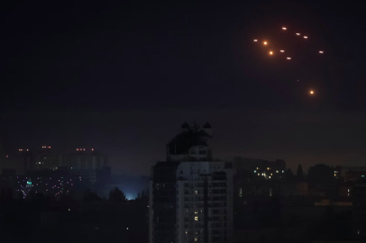 Rusya’dan Ukrayna’ya gece boyu füze ve SİHA tehdidi: Ülkenin batı bölgelerinde alarm verildi