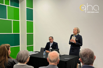 22. Ankara Kitap Fuarı'ndaki Rus provokasyonuna karşı Kırım: Dr. Serra Menekay göç, baskı, sürgün ve işgali anlattı