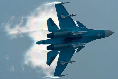 Rus hava savunması Kırım'da kendi savaş uçağını düşürdü!