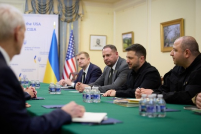 Zelenskıy, Patriot hava savunma sistemleri üretici Raytheon ile görüştü