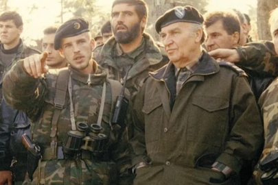 Bilge Kral Aliya İzzetbegoviç vefatının 22. yılında rahmetle anılıyor