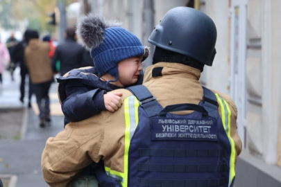 Terörist Rusya Harkiv'de bir anaokulunu hedef aldı!