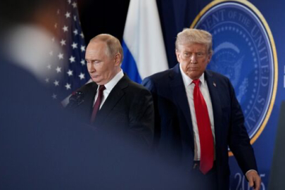 Trump: Putin ile sadece barış anlaşması olursa görüşürüm