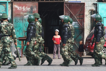 Çinli askerden şoke eden Doğu Türkistan itirafı!