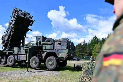 Almanya, Ukrayna'ya Patriot sevk etti