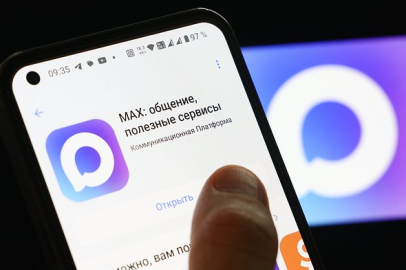 İşgalciler, Kırım'da kamu çalışanlarını casus Rus mesajlaşma uygulamasını yüklemeye zorluyor