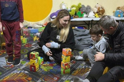 Hollywood yıldızı Angelina Jolie ikinci kez Ukrayna'yı ziyaret etti