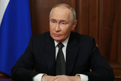 Putin, Oreşnik balistik füzesinin seri üretimine başladıklarını iddia etti