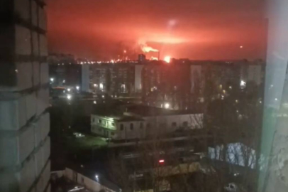 Ukrayna, Kırım'daki petrol terminalini ve Saratov rafinerisi hedef aldı