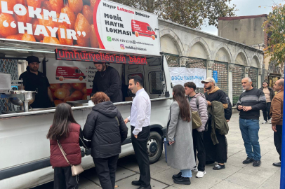 Doğu Türkistan Vakfından anlamlı etkinlik: "Kardeşliğimizi tatlandırıyoruz"