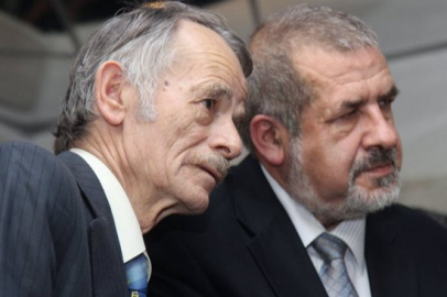 KTMM Başkanı Çubarov'dan yaşayan efsane Kırımoğlu'na doğum günü tebriği