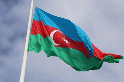 Azerbaycan’dan Rusya’ya protesto: Kıyiv Büyükelçiliği füze saldırısında hasar gördü