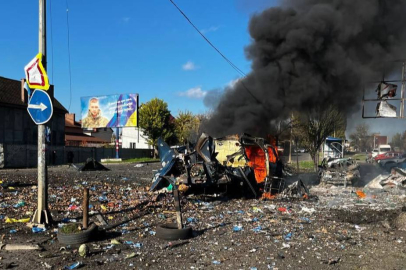 Rusya Çornomorsk’taki pazar yerini vurdu: 2 kişi öldü