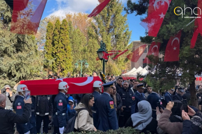 Büyükelçi Celâl cenaze namazına katıldı: Şehit Üsteğmen Emre Mercan son yolculuğuna uğurlandı