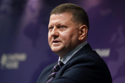 Eski Genelkurmay Başkanı Zalujnıy Ukrayna'daki savaşın küresel ölçek kazandığını vurguladı