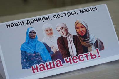 İşgalci mahkeme 4 Kırım Tatar kadınının tutukluluğunu 3 ay uzattı