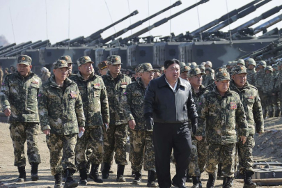 Kim Jong-un, Rusya’dan dönen askerleri “kahraman” olarak karşıladı