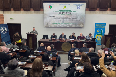 Köstence’de “Tatarların Tarihi” sempozyumu düzenlendi
