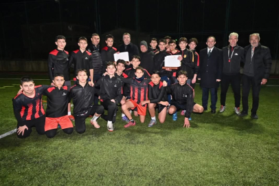 İzzettin Spor U16 Takımı Türkiye Şampiyonası’nda!