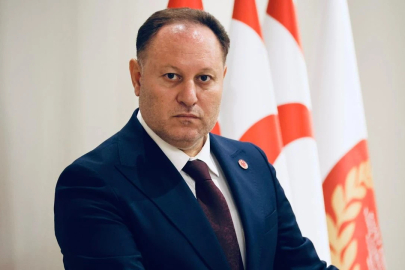 KKTC Meclis Başkanı Öztürkler: Silahların gölgesinde çözüm olmaz