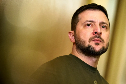 Zelenskıy: İmzam güçlü bir anlaşmaya atılacak