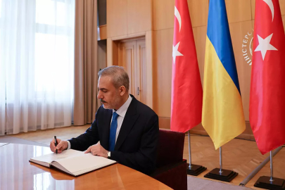 Erdoğan açıkladı: Bakan Fidan, Fransa'da Gönüllüler Koalisyonu toplantısına katılacak