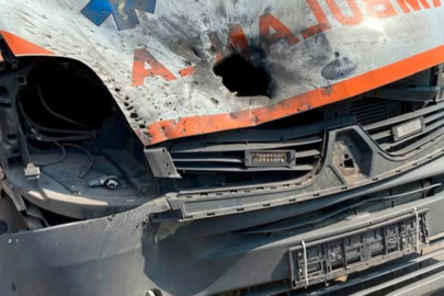 Rusya, yaralılara yardıma gelen ambulansa saldırdı!