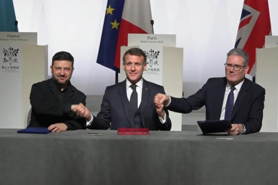 Paris'te tarihi imza: Ukrayna’da uluslararası güç konuşlanıyor
