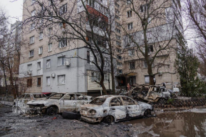 Rusya gece yarısı Dnipro’yu vurdu: 10 apartman hasar aldı, siviller yaralı!