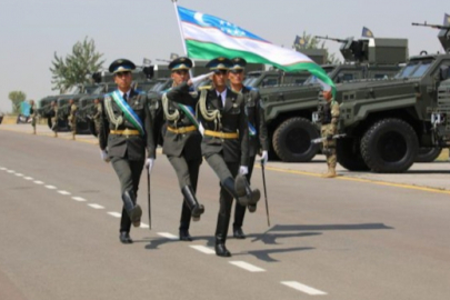Özbekistan ordusunda "Özbek Türkçesi" dönemi: Rusça askerî terimler değişiyor