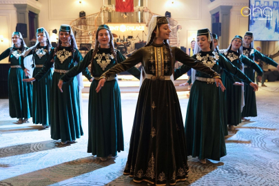 Geleneksel Kırım Gecesi unutulmaz bir geceye imza attı