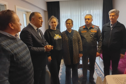 Azerbaycan Büyükelçisi, şehit Kırım Tatar Üsteğmen Cüneyt Kandemir'in ailesine taziye ziyaretinde bulundu