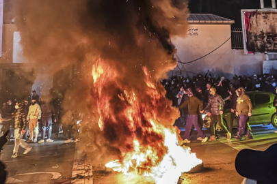 İran’daki protestolarda ölü sayısı 3 bin 90'a yükseldi