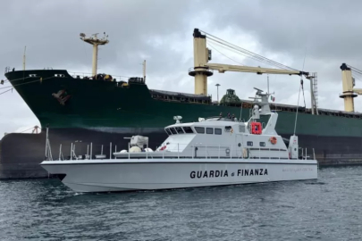 İtalya’da Rusya bağlantılı gemiye el konuldu: AB yaptırımları ihlal edildiği şüphesi