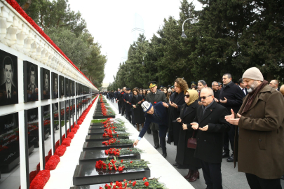 Azerbaycan'daki diplomatik misyon temsilcileri, 20 Ocak kurbanlarını andı