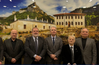 Avustralya Büyükelçisi Lehmann'dan KTMM’ye ziyaret: "Kırım'ın geleceği Kırım Tatarlar tarafından belirlenmeli"