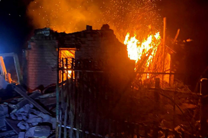 Rusya Dnipropetrovsk bölgesini füze ve SİHA’larla vurdu: 2 kişi öldü