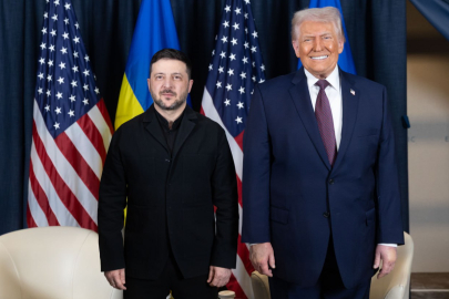 Zelenskıy ile Trump Davos’ta bir araya geldi