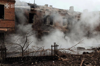 Krıvıy Rih’e 25 saat süren saldırı: Kentte ağır yıkım