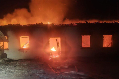 Rus ordusu Çernihiv bölgesine saldırdı: İletişim tesisleri hedef alındı