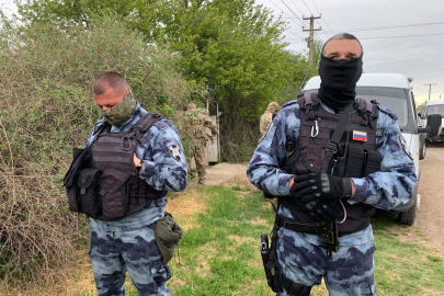 Kırım’da baskı dalgası: İşgalcilerden Kırım Tatarı Yunus Süleymanov’un evine baskın