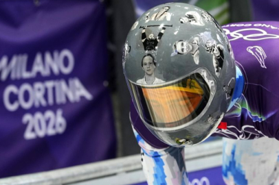 Diskalifiye edilen Ukraynalı sporcu, gönüllerin şampiyonu oldu