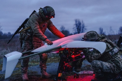 Ukrayna Kırım’daki Rus hava üssünü vurdu