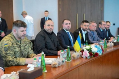 Cenevre’de üçlü zirve: "İlerleme var, nihai karar liderlerin onayına sunulacak"