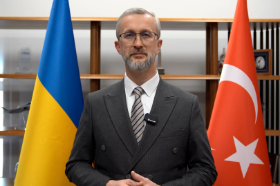 Büyükelçi Celâl'den Ramazan mesajı: "Savaş zamanında bile iman, merhamet ve dayanışma korkudan daha güçlüdür"