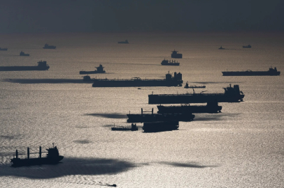 Ukrayna'dan Rusya'nın "gölge filosu" ve askerî sanayisine büyük darbe