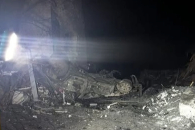 İşgalci Rusya Sumı'de yaralıları taşıyan bir ambulansı vurdu!